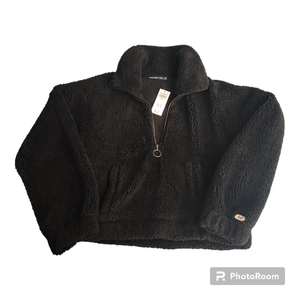 Abercrombie & Finch Cropped Teddy Pullover